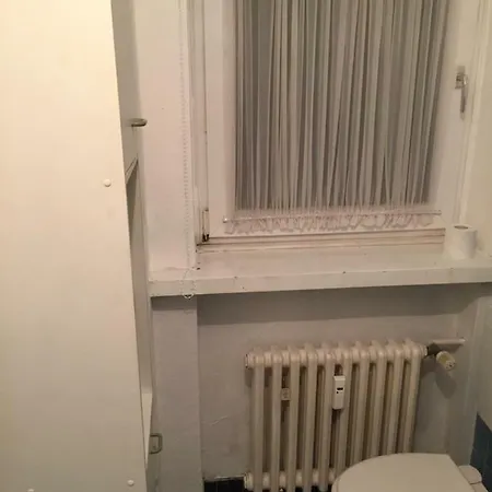 In Duisburg-rheinhausen Gæstehus 4*